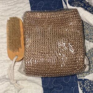 Brown Body Brush & Sisal Body Loofah Set